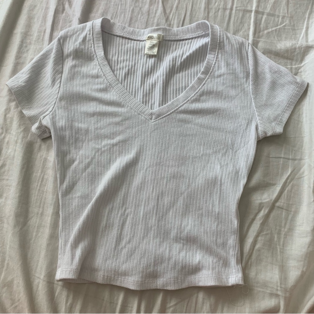 White Cropped V-neck Tight t-shirt